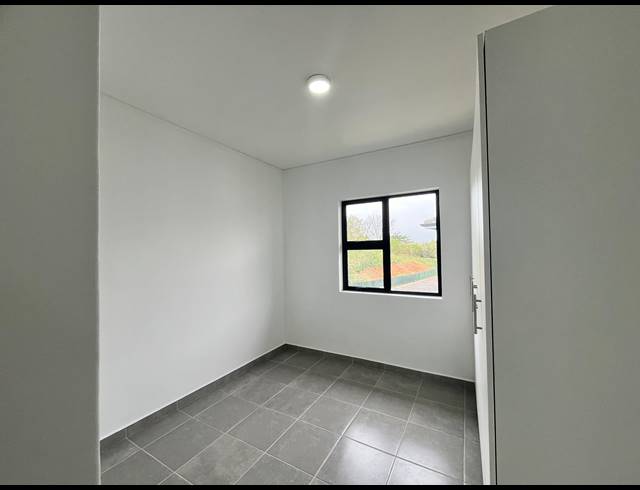 2 BEDROOM APARTMENT TO LET IN SHEFFIELD BEACH